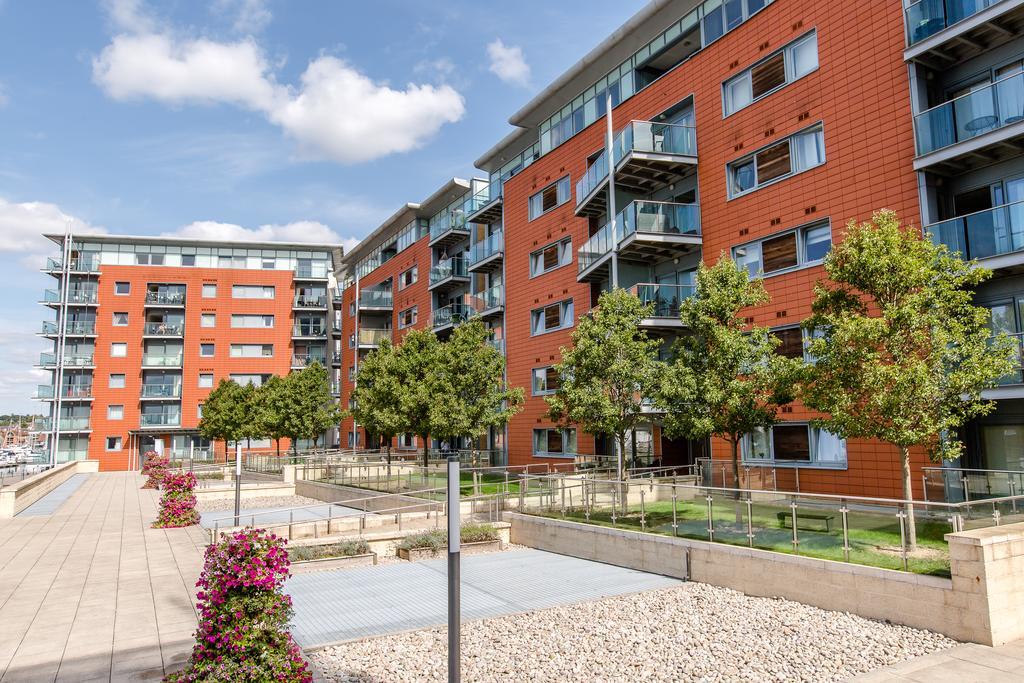 ✪ Ideal Ipswich ✪ Serviced Quays Apartment - 2 Bed Perfect For Felixstowe Port/A12/Science Park/Business Park ✪ Exterior photo